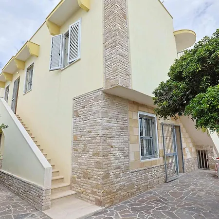 Casa Laura 3 A 20 Mt Dalla Di Holiday home San Pietro in Bevagna