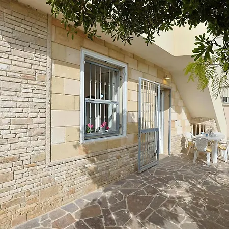 Casa Laura 3 A 20 Mt Dalla Di San Pietro in Bevagna