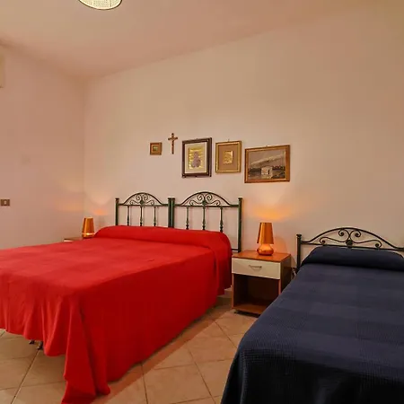 Casa Laura 3 A 20 Mt Dalla Di * San Pietro in Bevagna