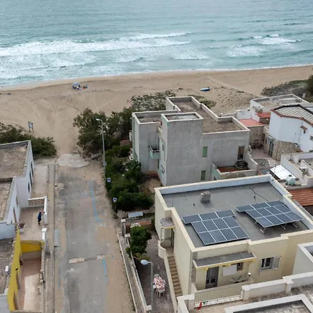 Casa Laura 3 A 20 Mt Dalla Di Holiday home